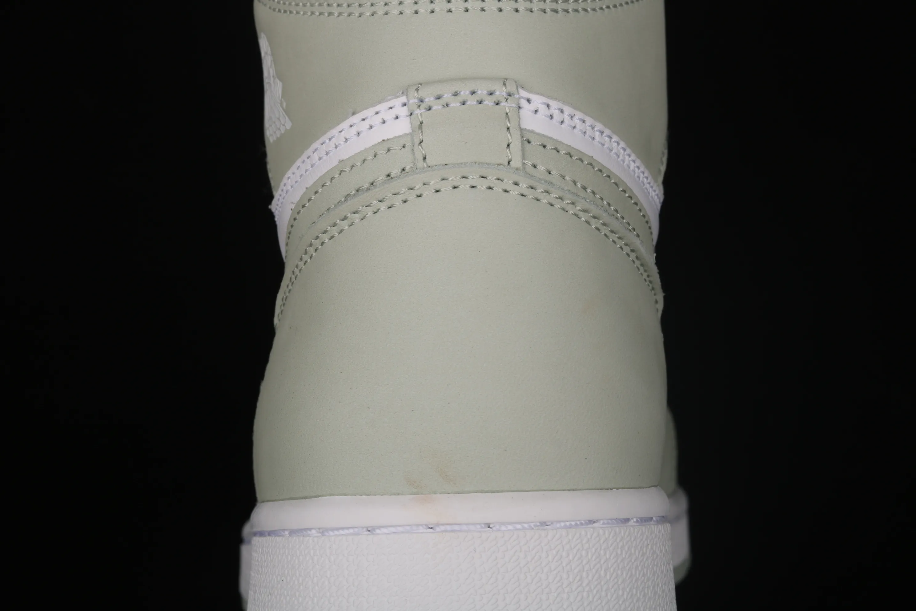 All categories Air Jordan Jordan series basketball shoes Air Jordan 1 High L version Air Jordan 1 Retro Hi AJ1 Joe 1 high top aqua blue CD0461-002